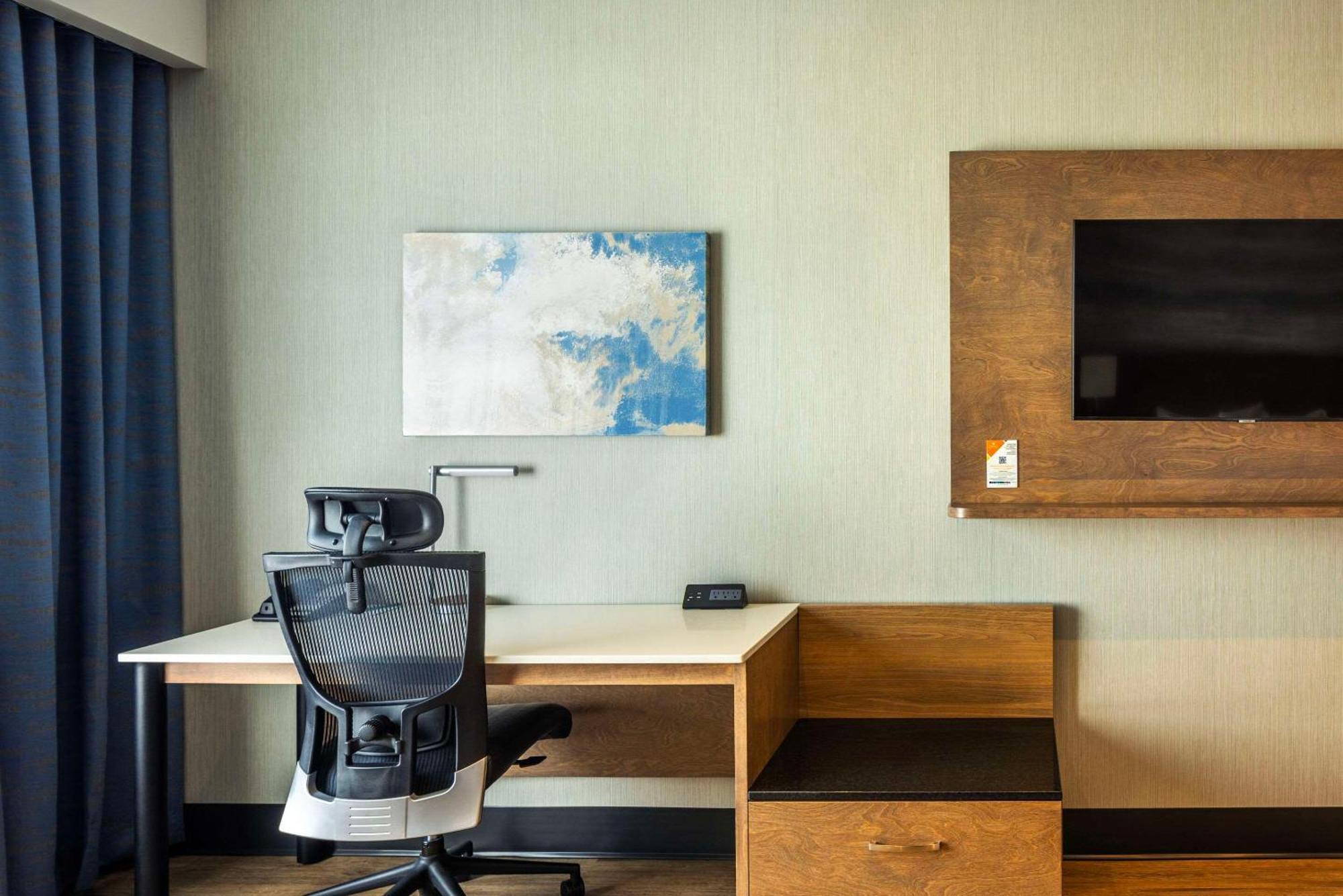 Quality Inn & Suites Lévis Εξωτερικό φωτογραφία