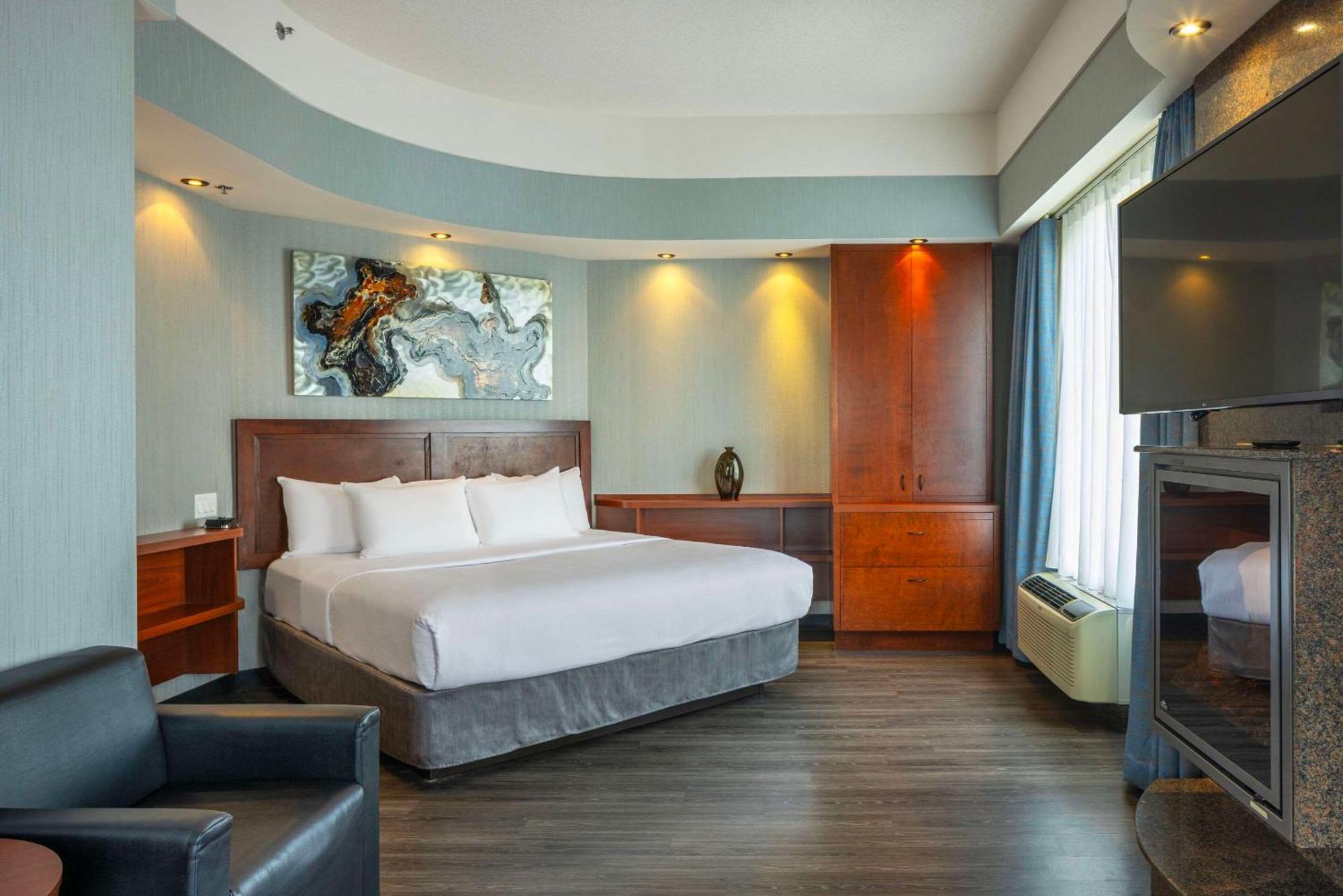 Quality Inn & Suites Lévis Εξωτερικό φωτογραφία